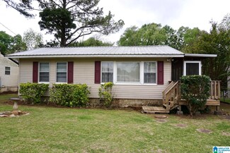 2520 Circle Dr, Bessemer, AL 35023
