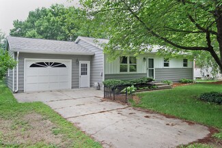 3413 Courtlandt Ave, Kalamazoo, MI 49004