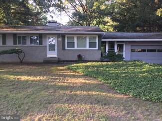 131 Lakeview Ave, Dover, DE 19901