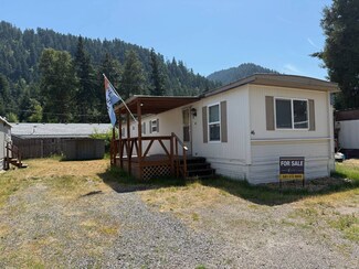 76332 Rainbow St Unit 46, Oakridge, OR 97463