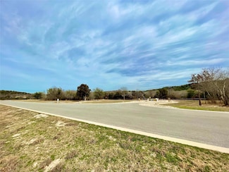 8634 Retreat Blvd, Cleburne, TX 76033