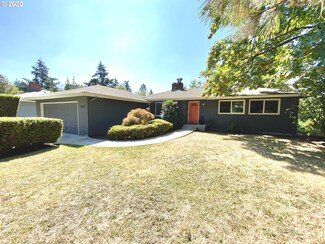 5030 SW Cameron Rd, Portland, OR 97221