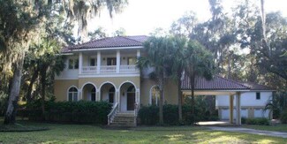 213 Hampton Point Dr, Saint Simons Island, GA 31522