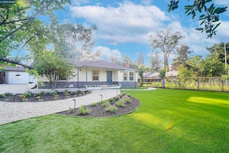 2481 Casa Way, Walnut Creek, CA 94597