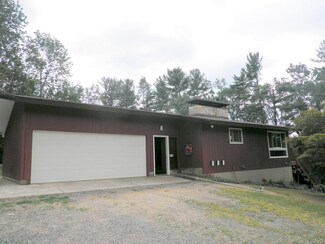 4115 Dillingersville Rd, Zionsville, PA 18092