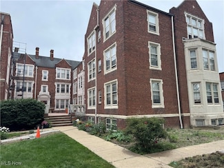 15610 Van Aken Blvd Unit 5, Cleveland, OH 44120