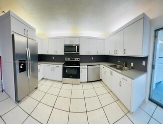 2051 NE 25th Ave Unit 1, Pompano Beach, FL 33062
