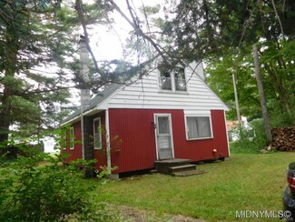 1 Sand Rd, Remsen, NY 13438