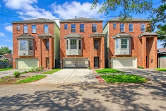 1006 Temple St, Houston, TX 77009