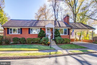 4770 33rd St N, Arlington, VA 22207