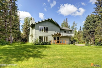 10010 Lone Tree Dr, Anchorage, AK 99507