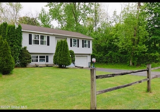 29 Clark St, Hudson Falls, NY 12839