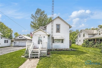 130 S 1st St, Hamler, OH 43524
