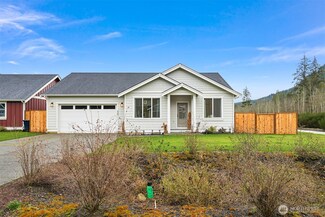 8289 Balfour Valley Ln, Maple Falls, WA 98266