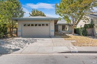 812 Quail Ct, Healdsburg, CA 95448