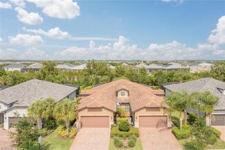 7678 Jacaranda Ln, Naples, FL 34114