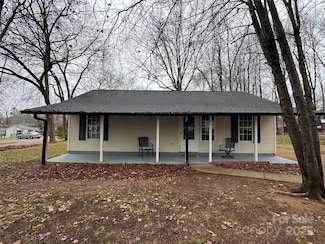 915 Reeves St, Salisbury, NC 28144