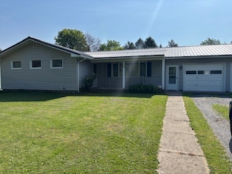 13 Bennett Ave, Manchester, NY 14504