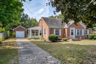 437 Chapin St, Ludlow, MA 01056