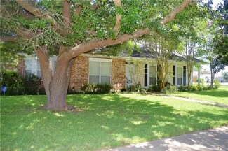 4104 Mayflower Blvd, Alexandria, LA 71303