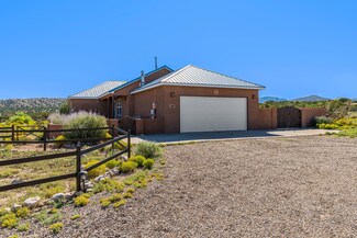 6 Vista Linda Ct, Placitas, NM 87043
