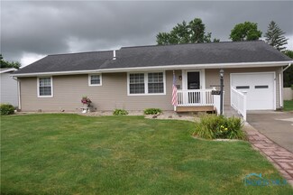 1307 Chestnut St, Fremont, OH 43420