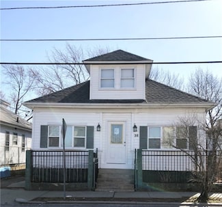38 Ford St, Providence, RI 02907