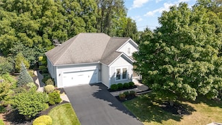 2 Conover Crossing, Fairport, NY 14450