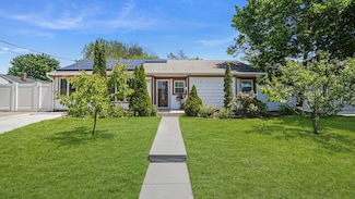 871 Val Park Ave, Valley Stream, NY 11580