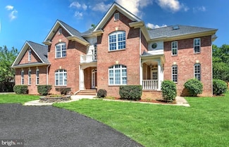 6614 Quander Rd, Alexandria, VA 22307