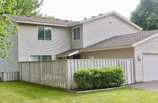 1020 Carmel Ct, Saint Paul, MN 55126