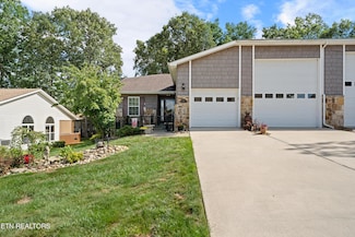 229 Hawthorn Loop, Crossville, TN 38555