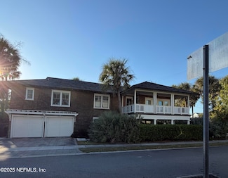698 Beach Ave, Atlantic Beach, FL 32233