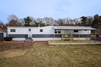 26 Claudia St, Wareham, MA 02538