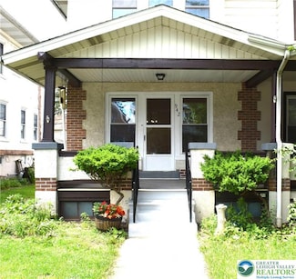 942 S Poplar St, Allentown, PA 18103