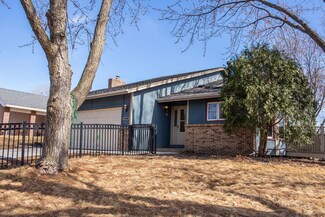 4296 Sunrise Rd, Saint Paul, MN 55122