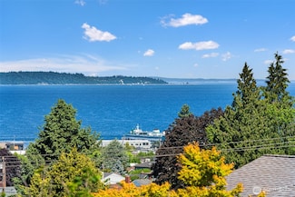 723 Pine St, Edmonds, WA 98020