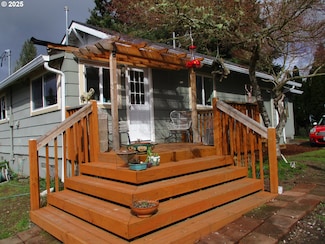 893 Bridge St E, Vernonia, OR 97064