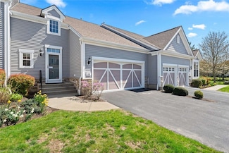 156 Hampton Way, Wakefield, RI 02879