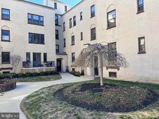 210 E Maple Ave, Merchantville, NJ 08109
