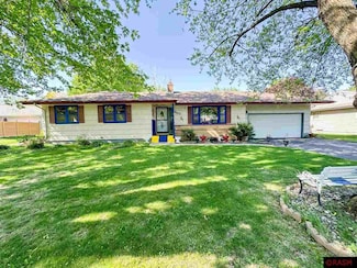 403 403 E Dayton St, Arlington, MN 55307