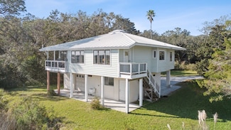 1912 Sunrise Dr, Fernandina Beach, FL 32034
