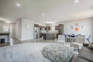 6069 E Linden Pkwy, Mc Farland, WI 53558