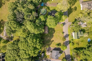 29 Academy Ave, Sparrow Bush, NY 12780