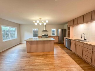 117 Lovell, Schoolcraft, MI 49087