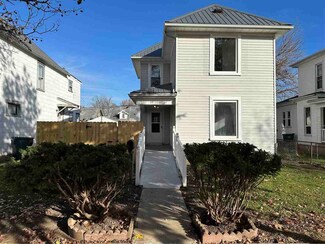 245 SW 3rd St, Richmond, IN 47374
