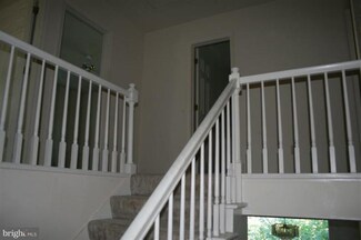 11 Washington Cir, Madison, VA 22727