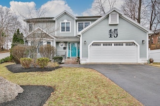 15 Tuscan Rd, Lynn, MA 01904