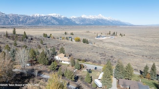 1120 Park View Ln, Jackson, WY 83001