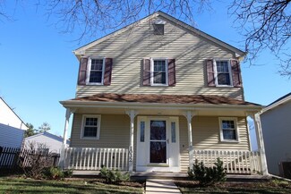 1032 Manchester Course, Geneva, IL 60134